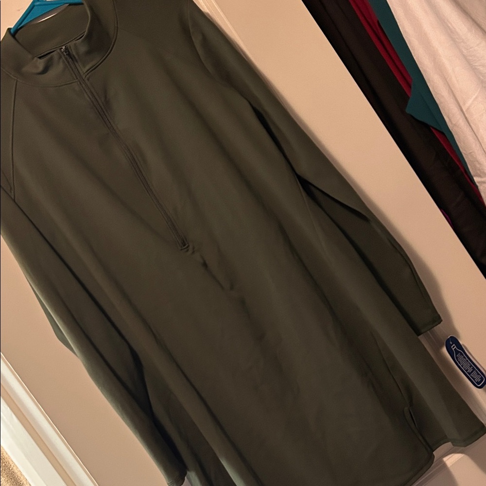 MTA Sport Dark Green Activewear